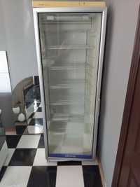 Продам холодильник(холодильный шкаф)  Снайге(Snaige)