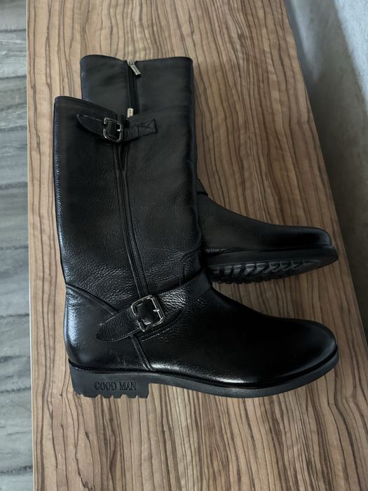 Продам новые зимние мужские сапоги( Италия),р.44