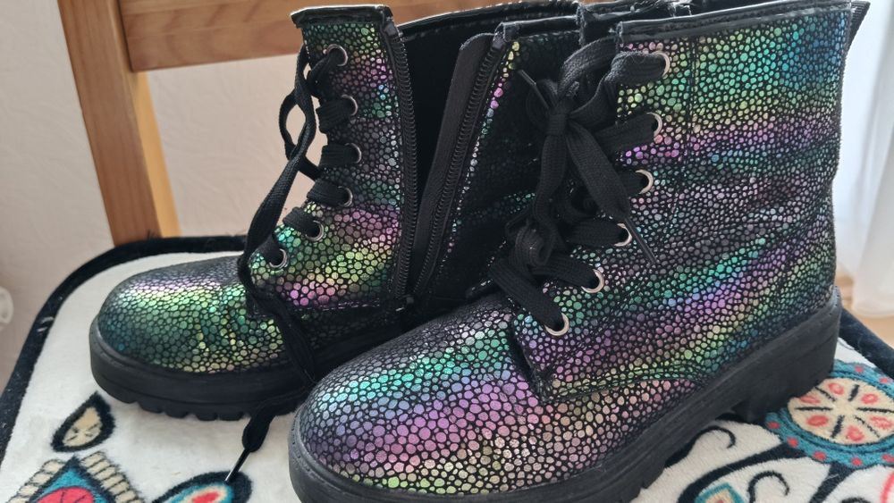 Trzewiki dziewczęce