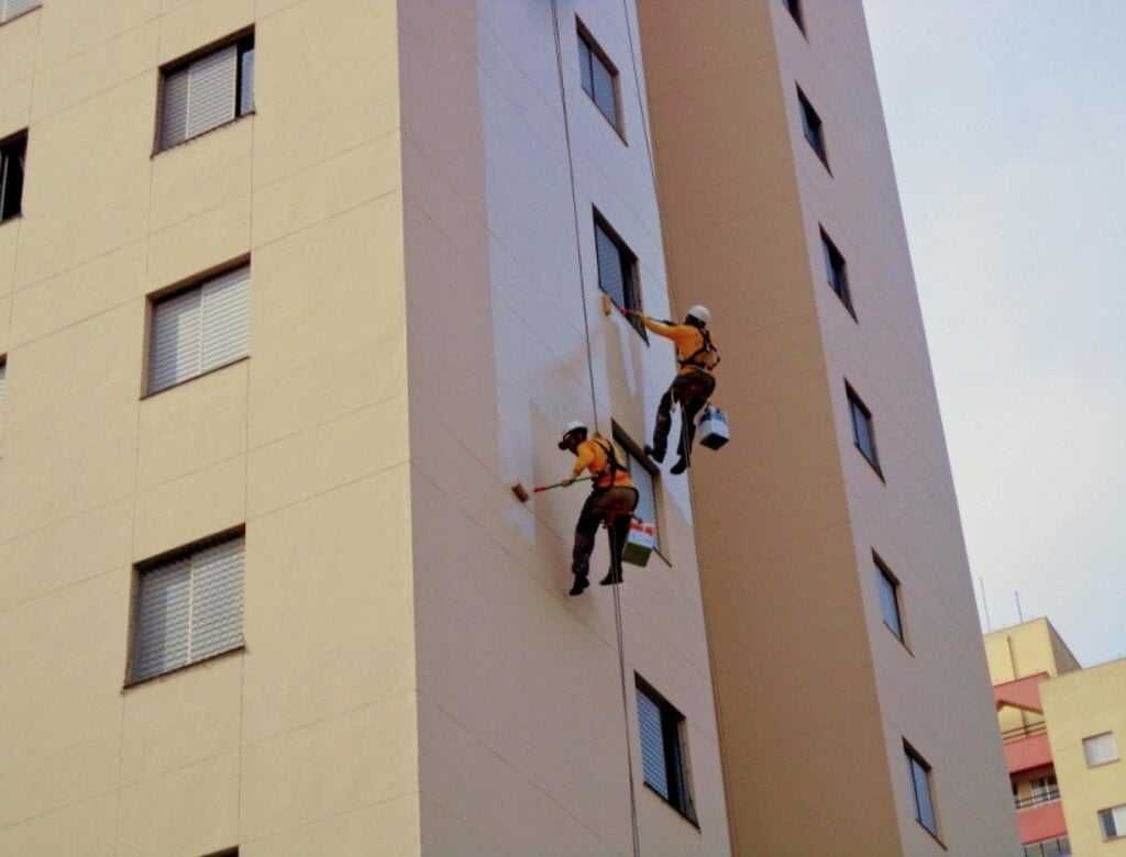 Pintura de prédio e condomínio em Altura.