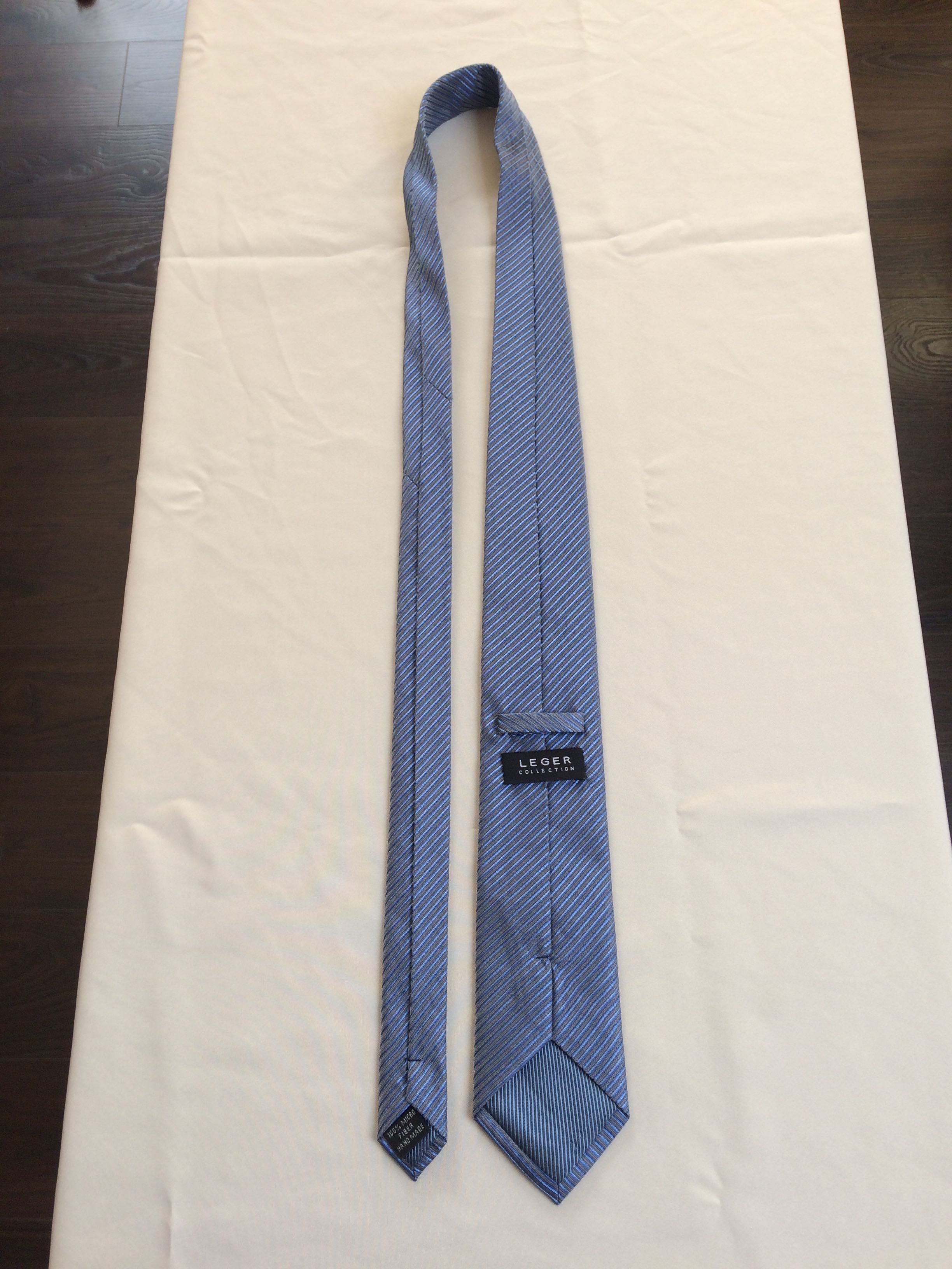 Niebieski krawat LEGER