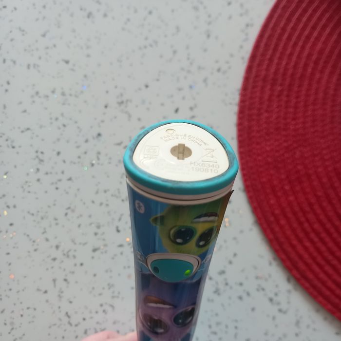 Szczoteczka soniczna Philips Sonicare dla dzieci 3+. Jak na zdjęciach