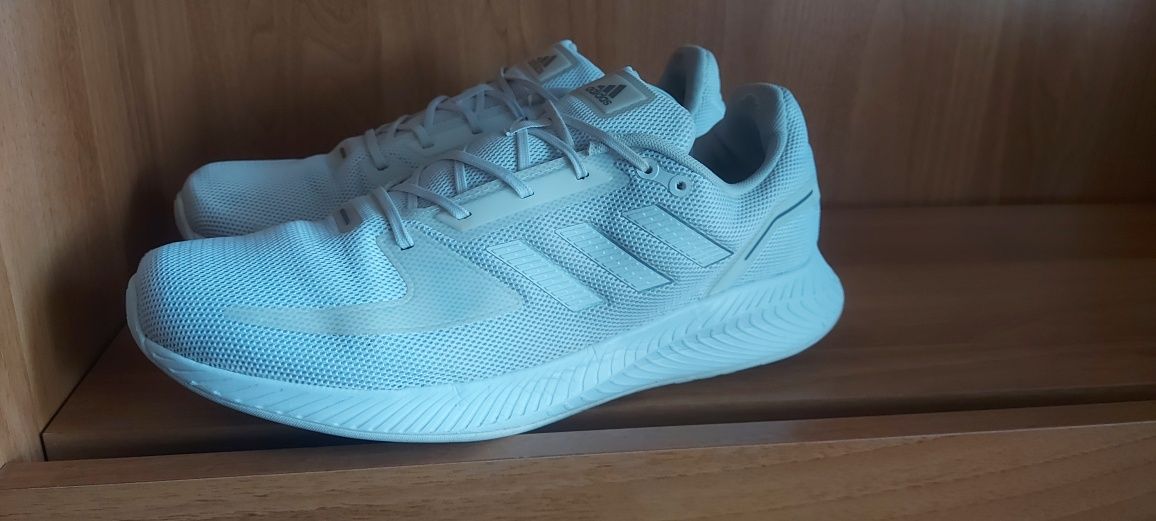Adidas б/у, 29,5см