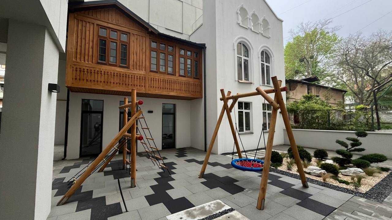 Продаж квартири на вул. Коновальця