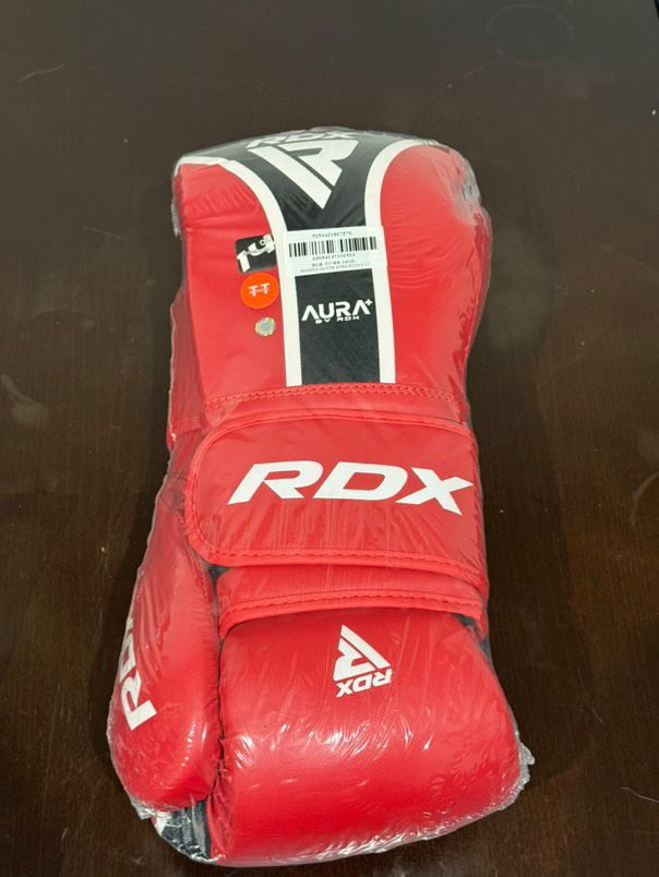 Luvas de Boxe 14oz RDX Aura Plus T-17