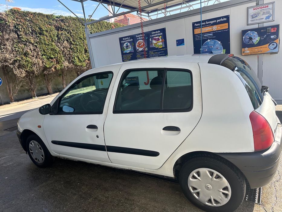 Renault Clio 1.2 Gasolina 1998 – próxima inspeção em setembro de 2026