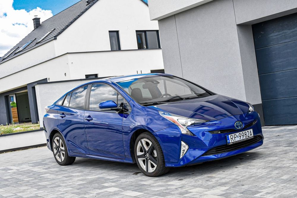 Toyota Prius Sprzedam świetny Toyota Prius