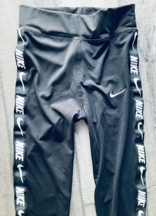 Nowe legginsy Nike M / L