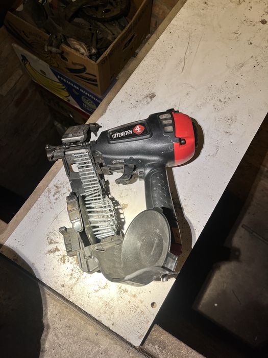 Продам пневмотпистолет для битумной черепицы