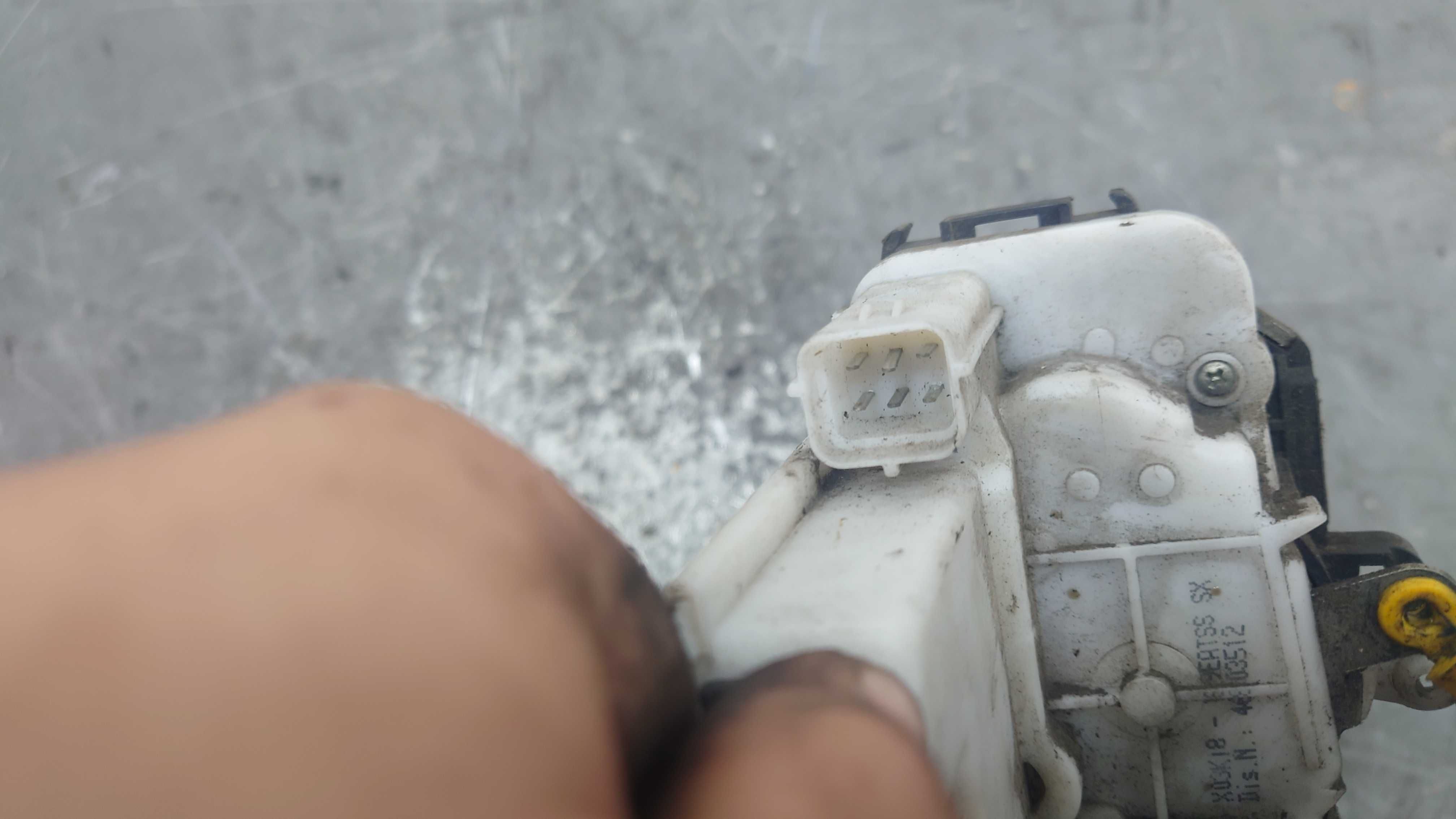 Fiat Panda 2 II Zamek Drzwi Lewy Przód Przedni 6 PIN
