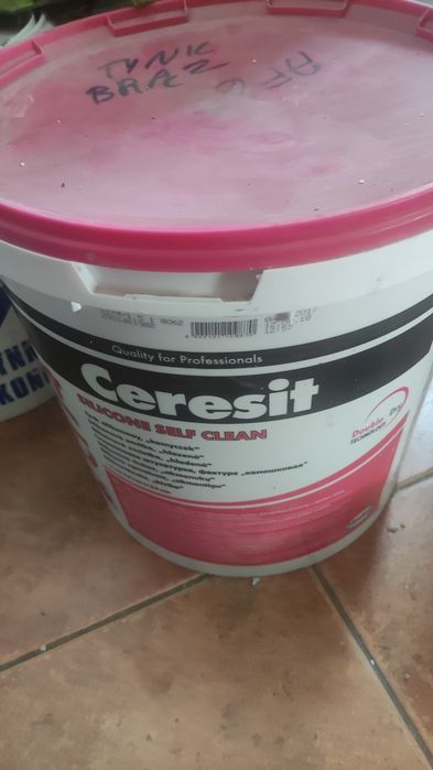 Tynk Ceresit ct 74 brąz