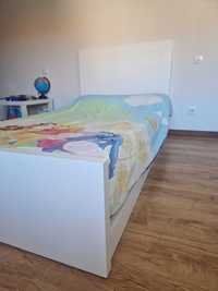 Cama montessori lacada a branco+ roupa de cama+ colchao