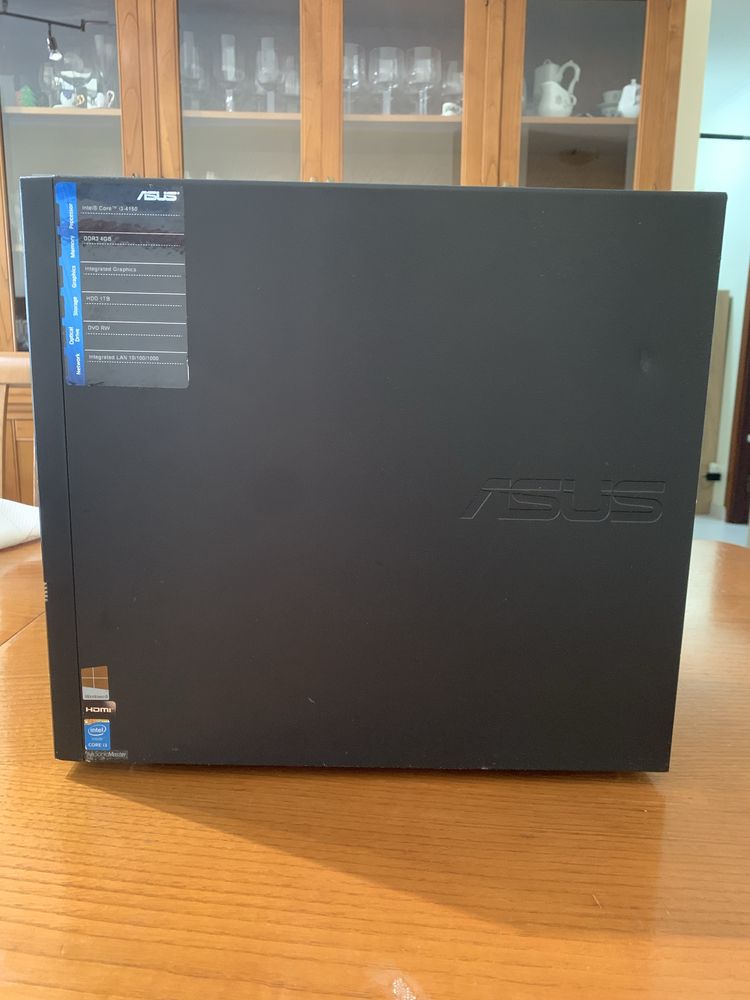Computador ASUS (Secretária)