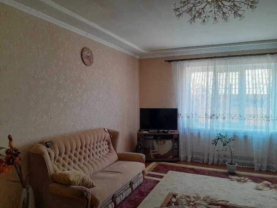У продажу будинок