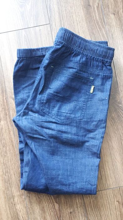 Spodnie chłopięce 140-146cm. Bdb. Stan.