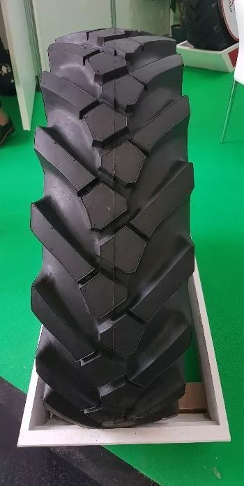 Nowa OPONA 405/70-20 (16.0/70-20) 6067 14PR TL MAXDURA