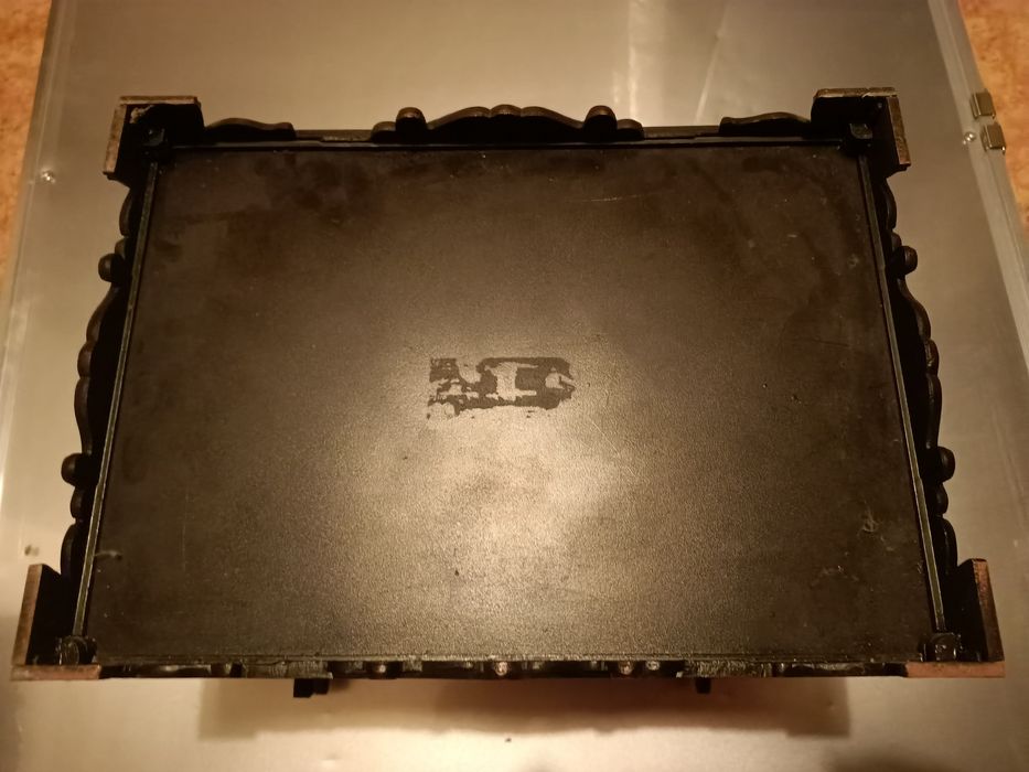 Ларец антикварный с ключом