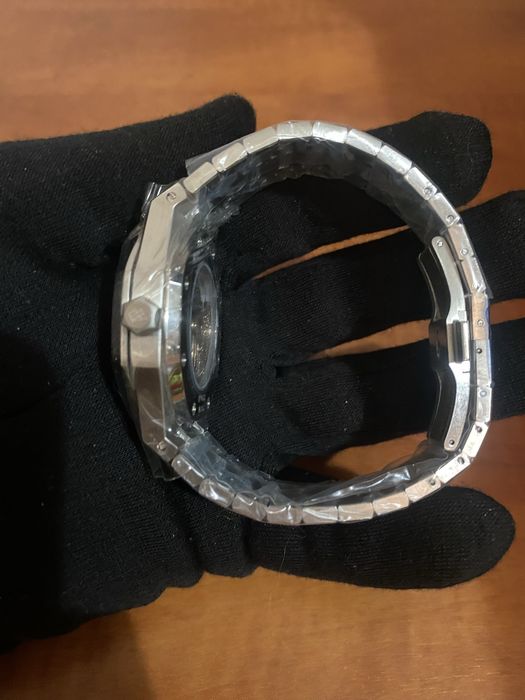 Audemars Piguet Royal Oak Frosted Silver Dial *NOVO*