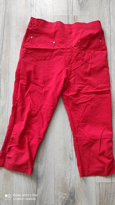 Бриджі ( капрі)нові.      .