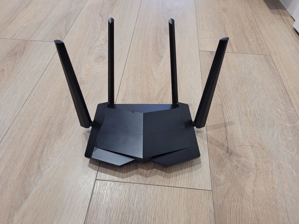 Router Tenda Ac10