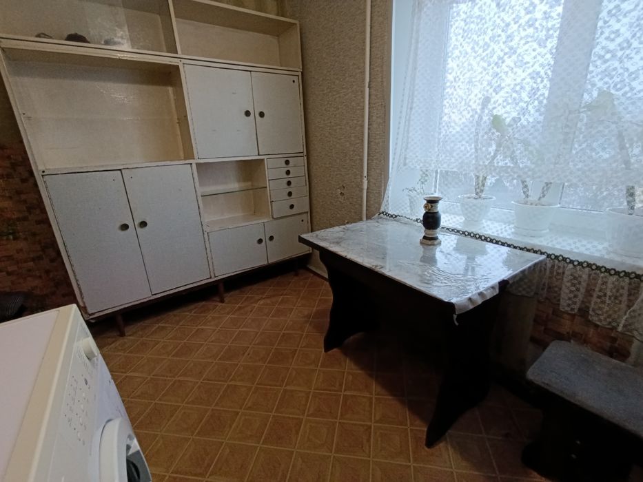 1-комн. квартира с 2-мя балконами! 2-ой Шевч. р-н! Чаривная!