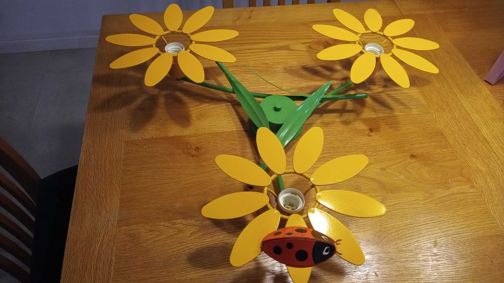 Lampa sufitowa dla dzieci