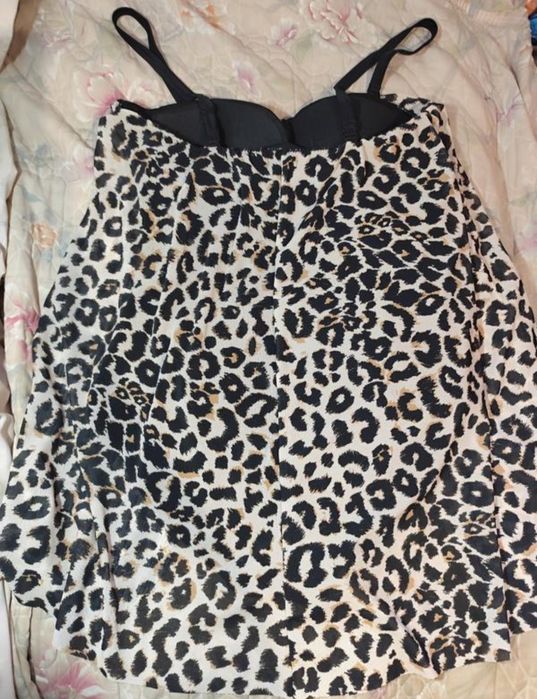 Шикарний прекрасний стильний купальник - сукня, танкіні у басейн чи пл