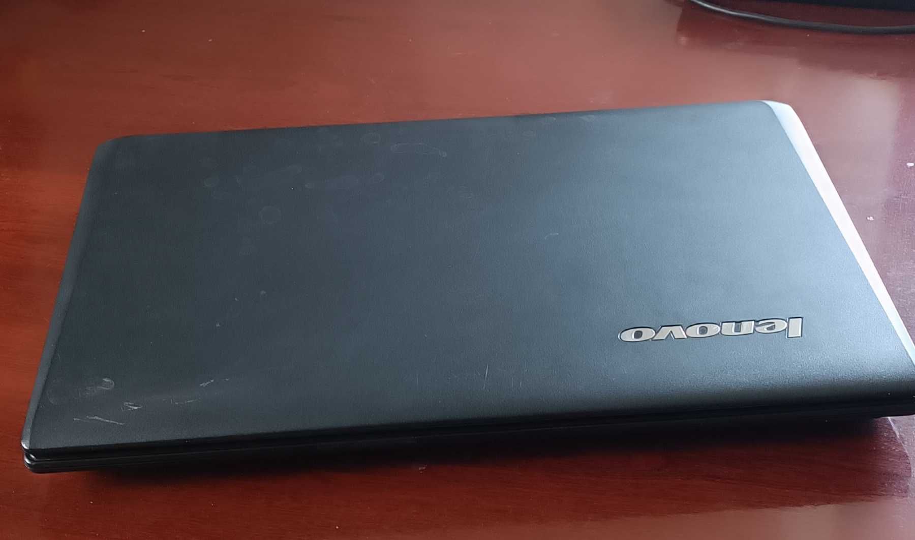 Продам офісний ноутбук Lenovo G565