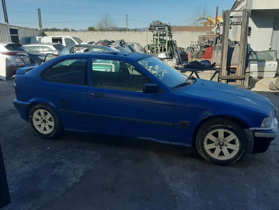 BMW E36 Compact para peças
