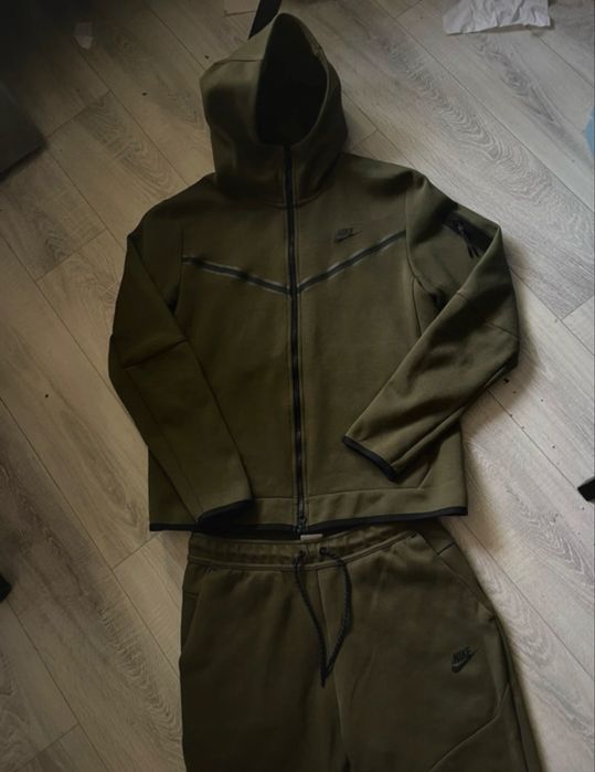 Nike Tech Fleece - Komplet/Set