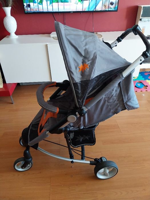 Carrinho + bebê conforto