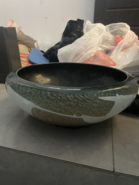 Дизайнерська кругла раковина (умивальник)