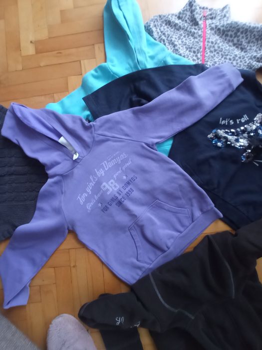 Paka 20 sztuk bluza t-shirt spodnica getry roz 122-128