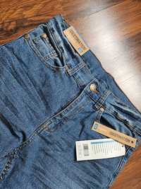 Nowe Spodnie chlopięce 158 jeansy