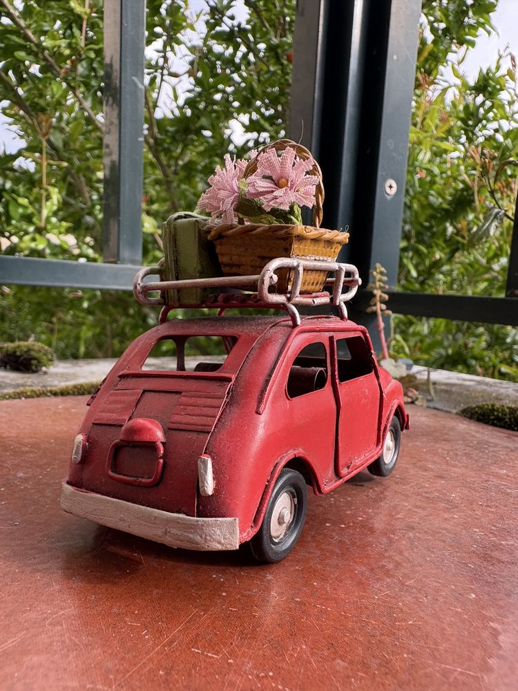 Carro Miniatura Vintage