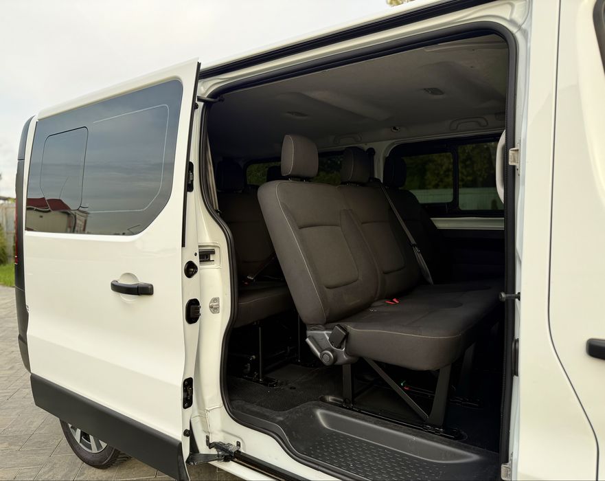 Renault Trafic 9-місць ПАСАЖИР