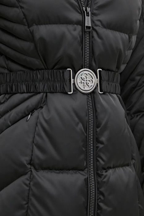 Płaszcz puchowy pikowany OLGA czarny Guess M