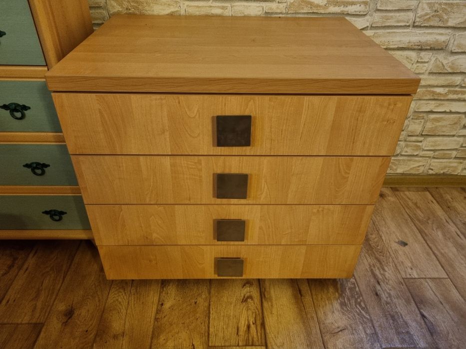 Тумба-комод,  4 выдвижных ящика