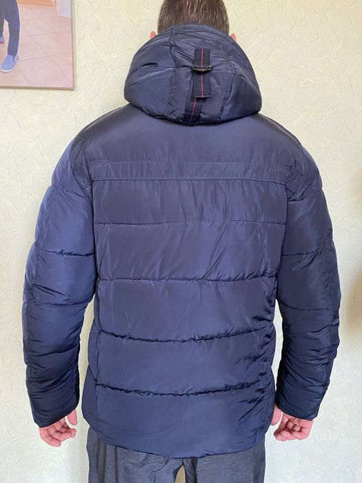 Зимова чоловіча куртка