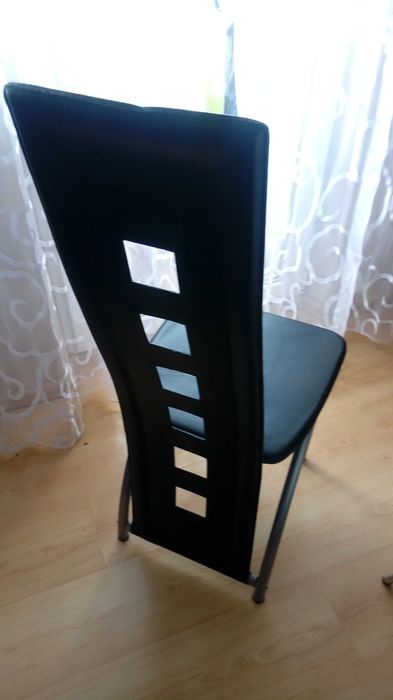 Krzeslo czarne stolowe