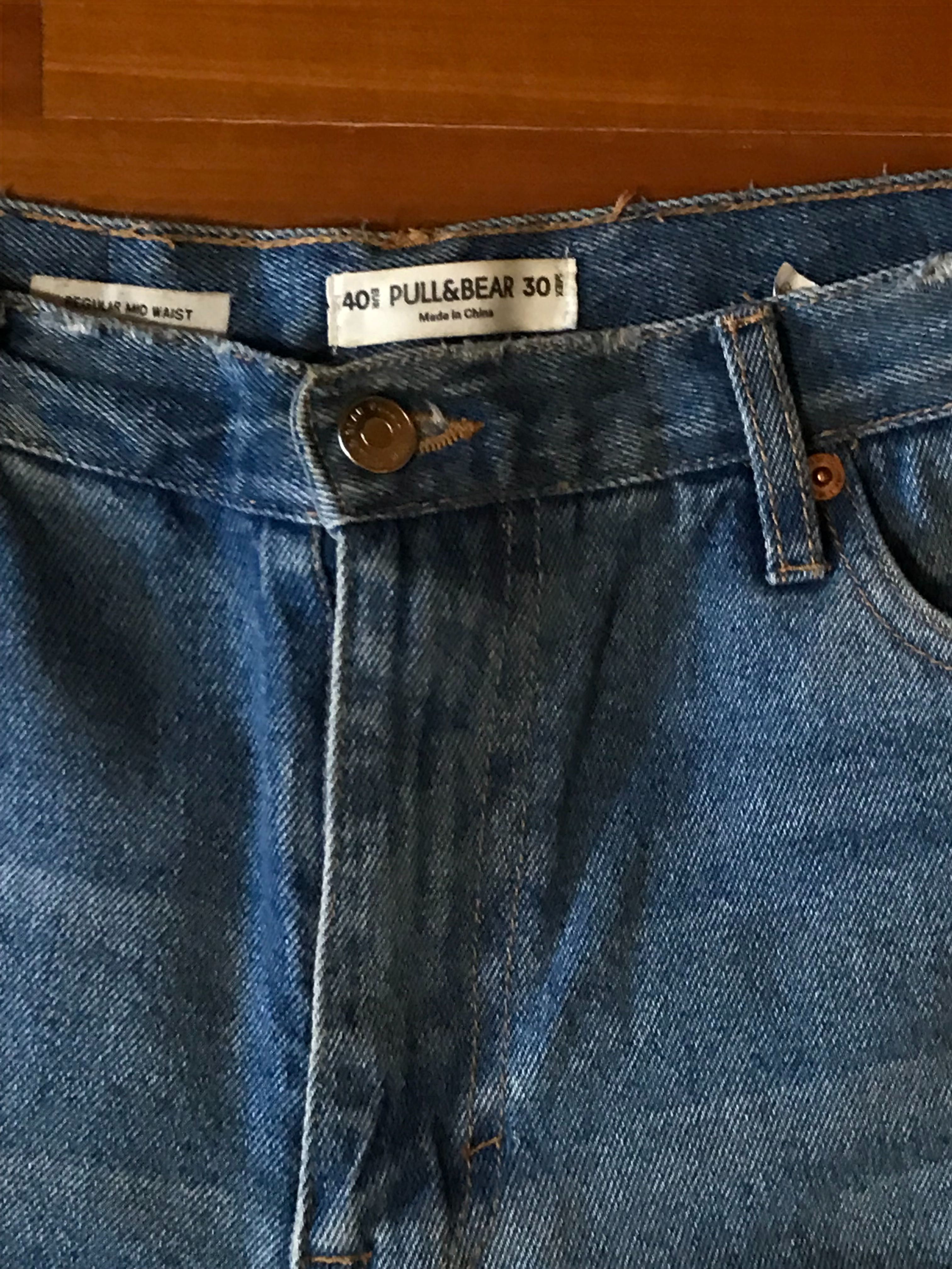 Calças de ganga Pull&Bear com rasgos