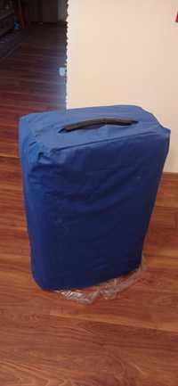 Pokrowiec na dużą walizkę Wys - 76 cm, szer - 53 cm, gł - 29 cm