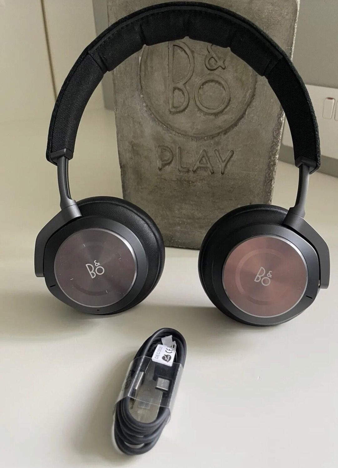 Bang & Olufsen H9i