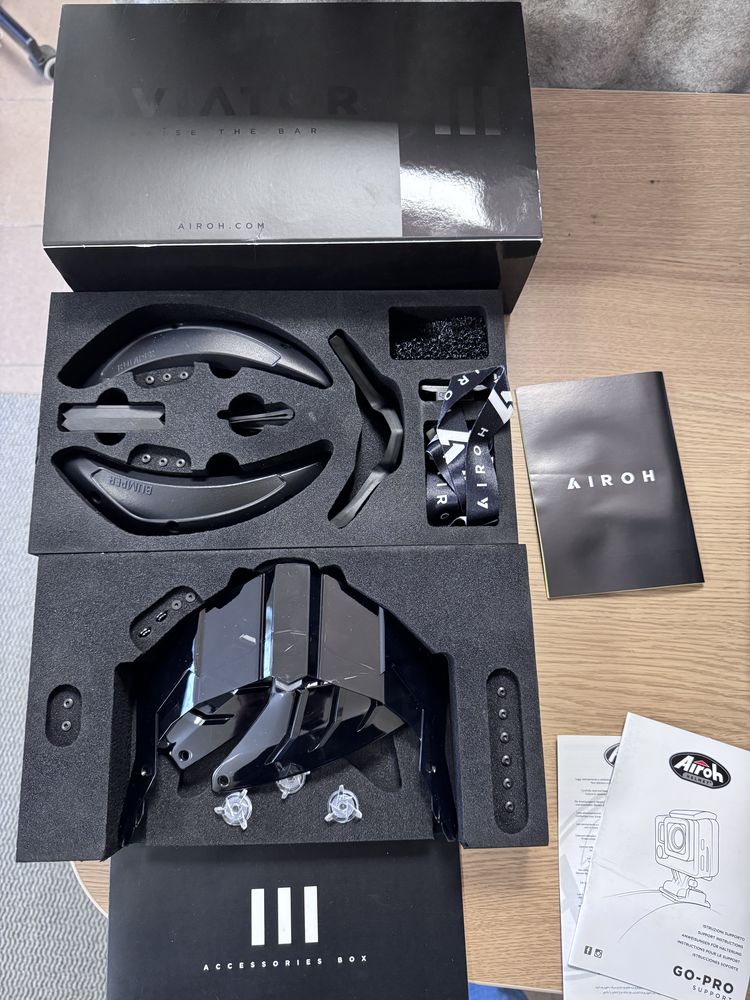 Kask Airoh Aviator 3 XL nowy