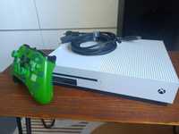 Xbox One S, pad, gry