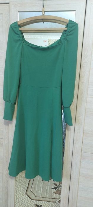 Плаття на дівчину