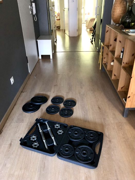 Kit Completo de Musculação com Maleta (como NOVO!)