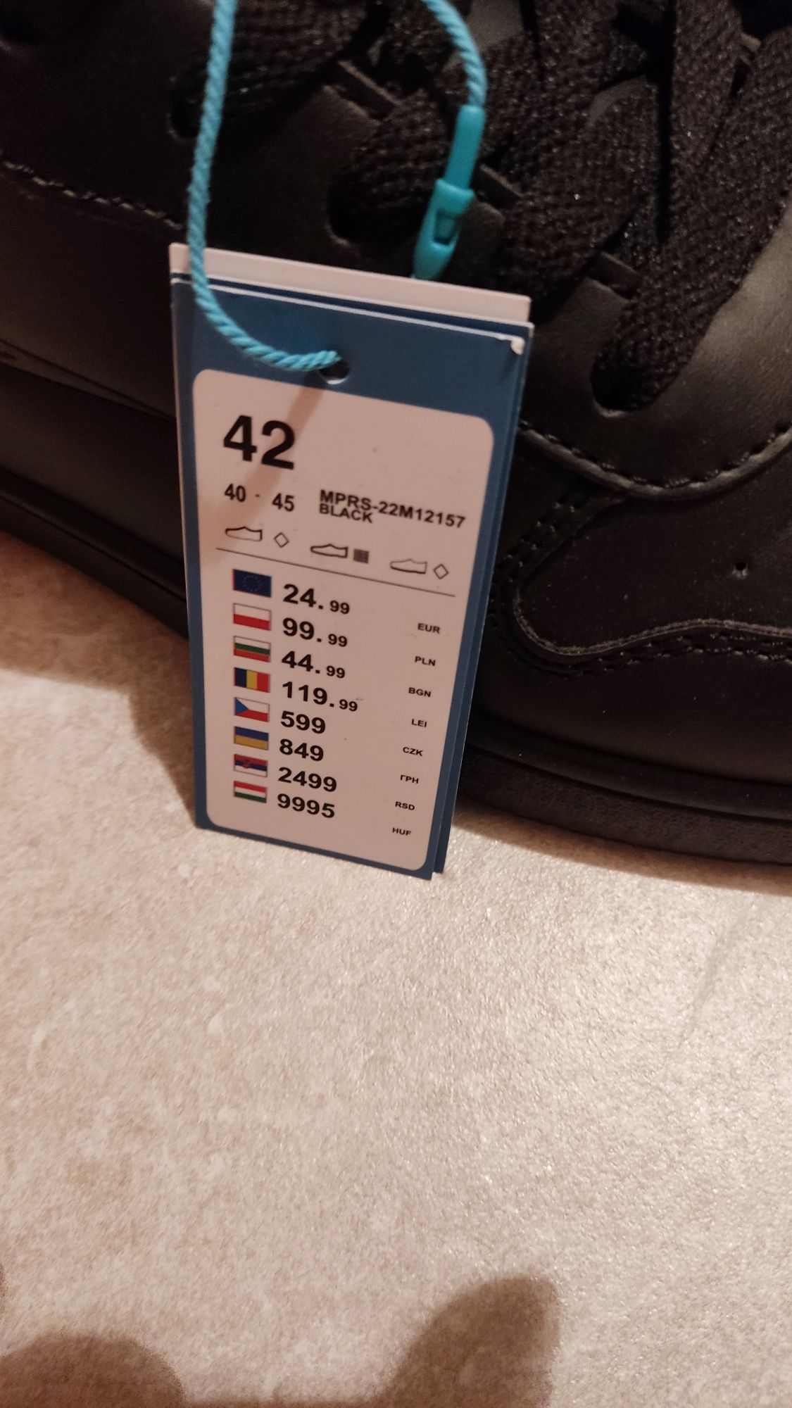 Nowe męskie-chłopięce buty sportowe Sprandi rozm.42