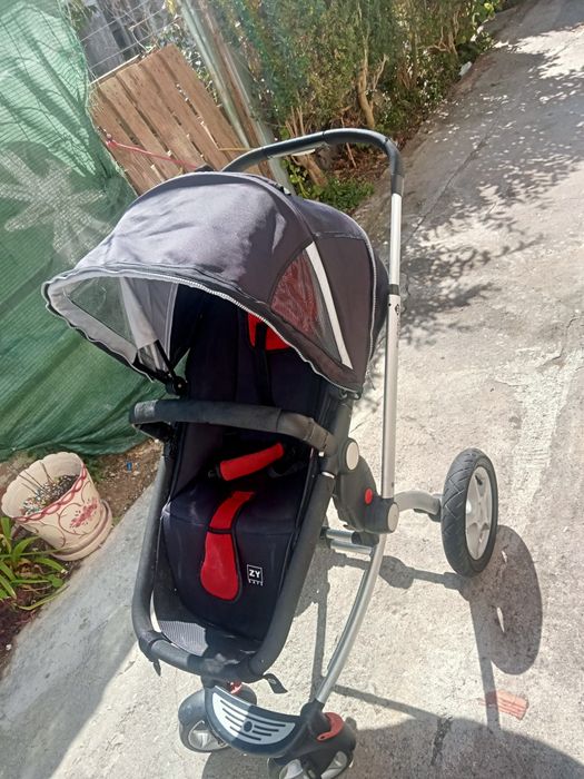 Vendo carrinho de bebé
