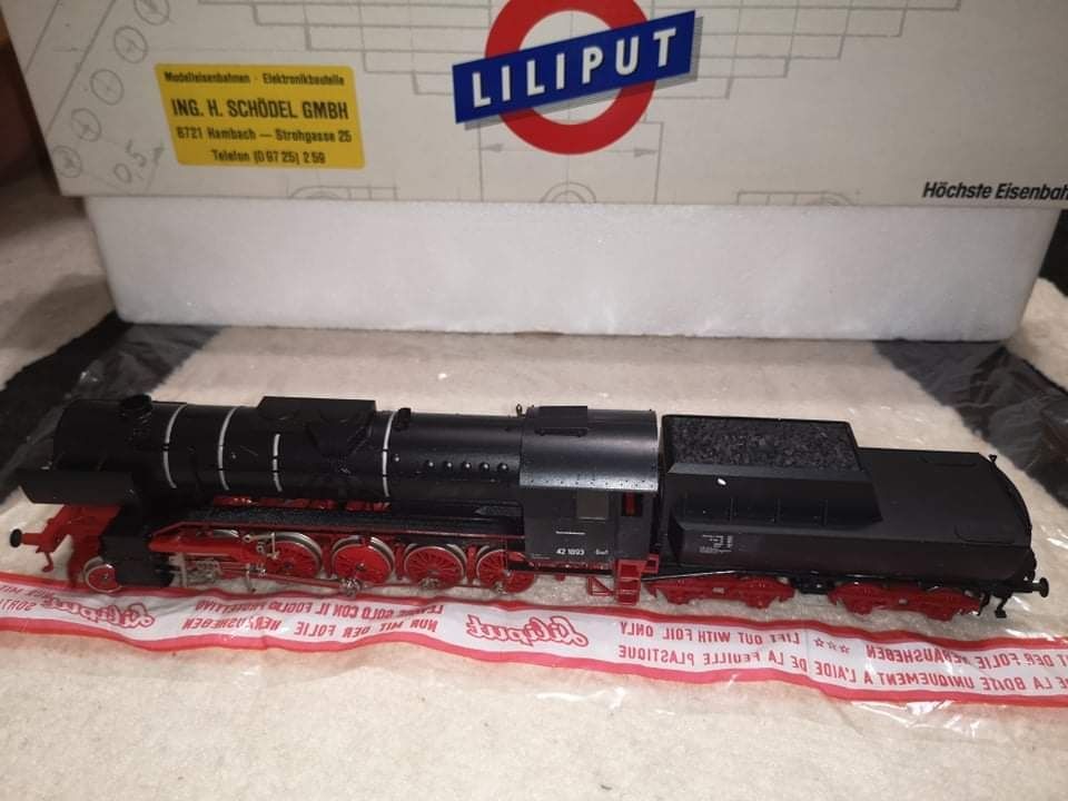 Lokomotywa PKP Ty3 Br42 Liliput 4202 H0 1:87